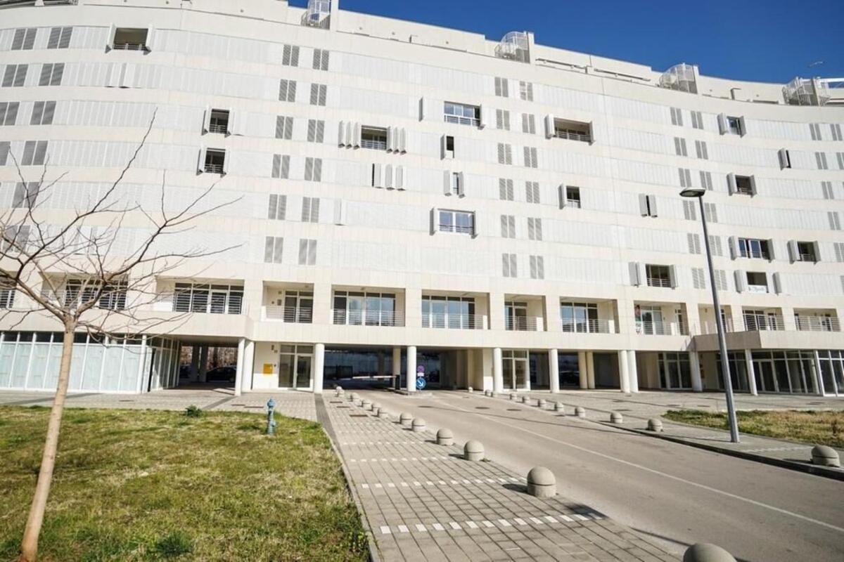 Apartment Zara White Εξωτερικό φωτογραφία